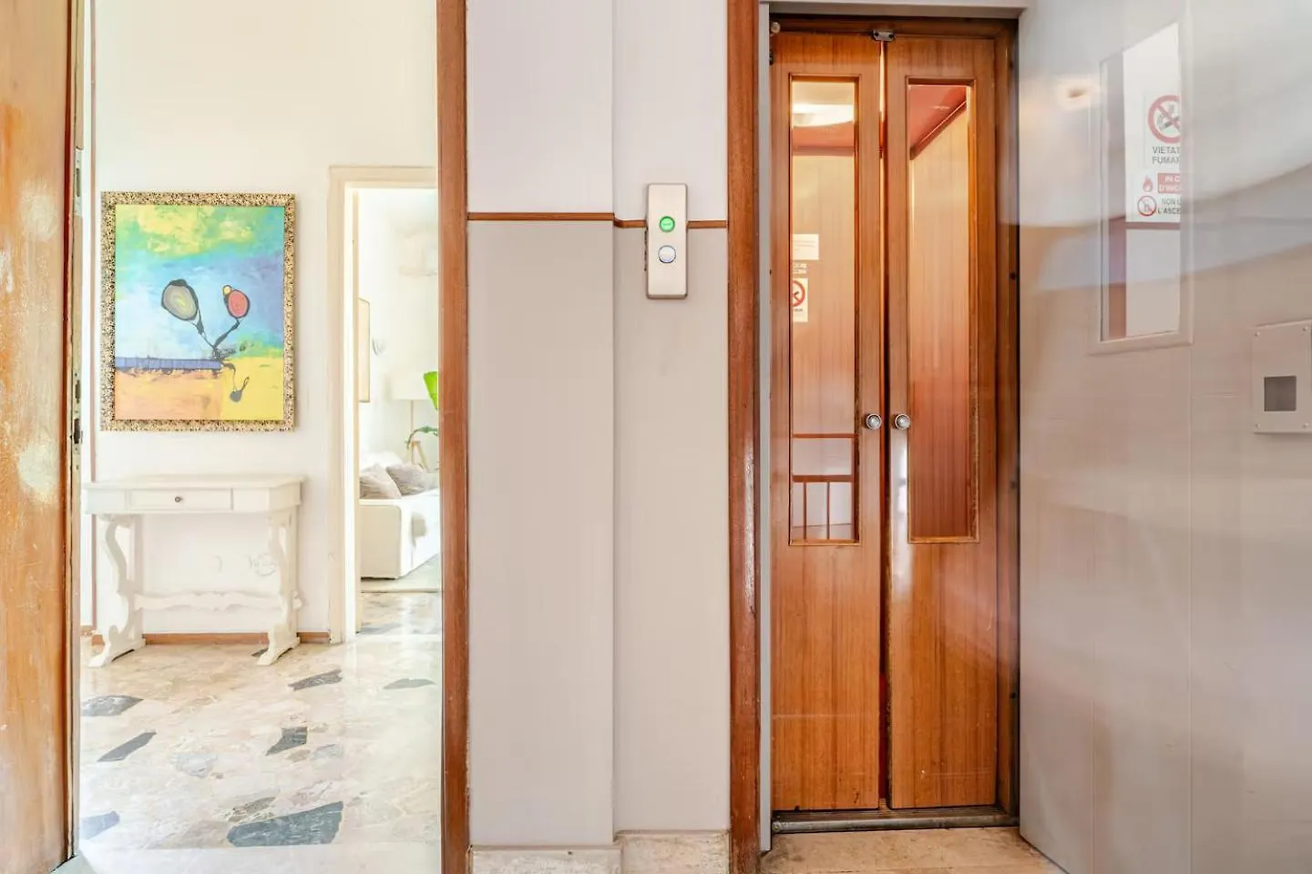 브레시아 Cosy Penthouse Near The Hospital 아파트