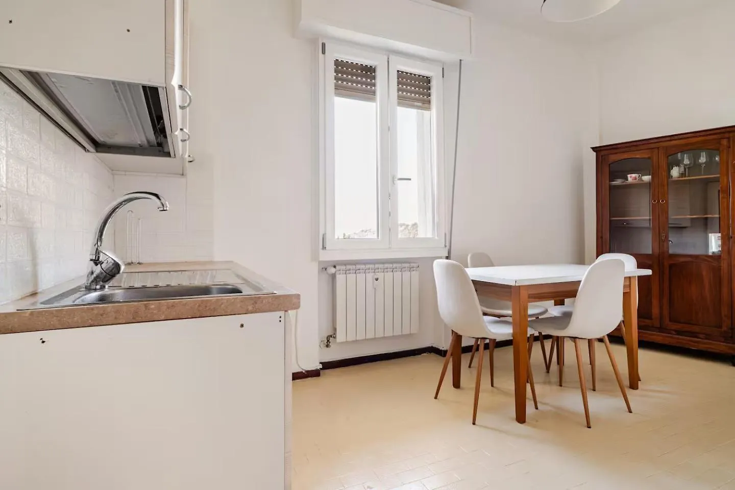 브레시아 Cosy Penthouse Near The Hospital 아파트 0*,  이탈리아