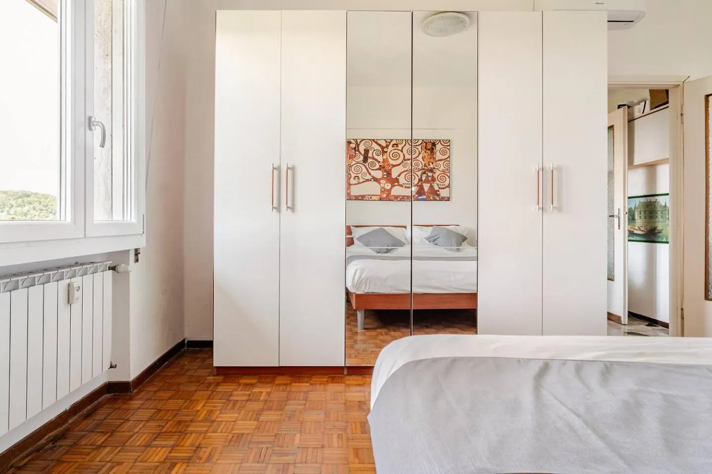 브레시아 Cosy Penthouse Near The Hospital 아파트